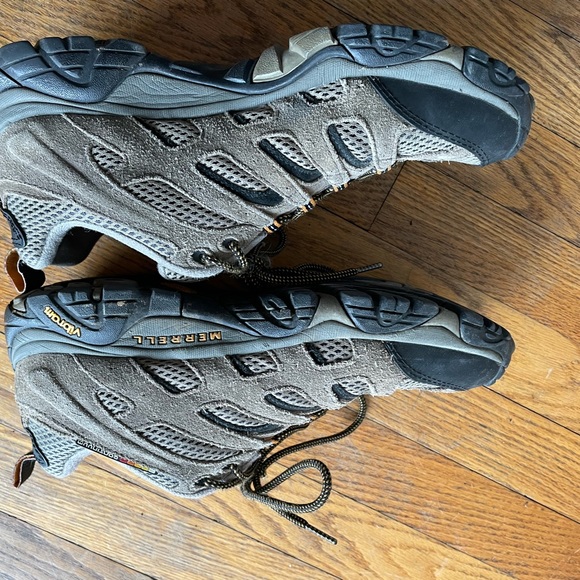 Merrill Moab Ventilator hiking shoe - Picture 3 of 6